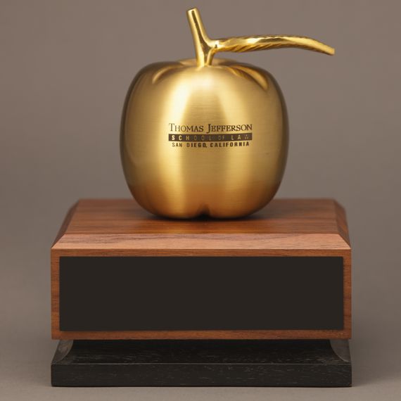 golden-engraved-appreciation-desk-award