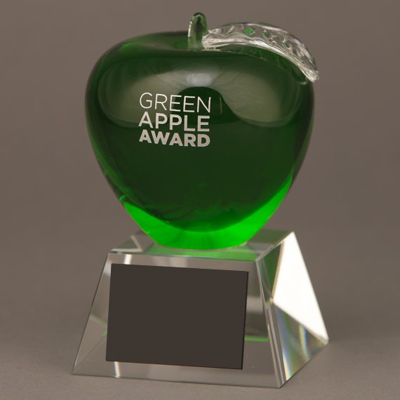 Green Crystal Apple Trophy without Plate Engraving is an Excellent Teacher Appreciation Idea